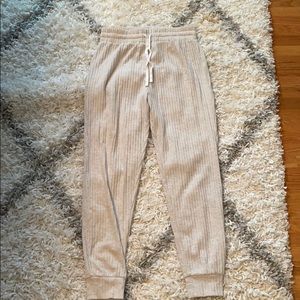 beige sweat pants